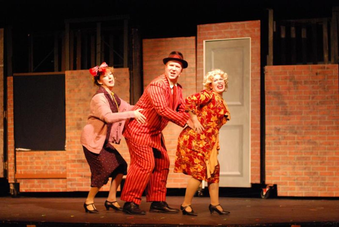 Review: ANNIE at Broad Brook Opera House  Image
