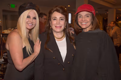 Susie Singer Carter (Director/Actress/Producer), Donelle Dadigan (President/Founder T Photo