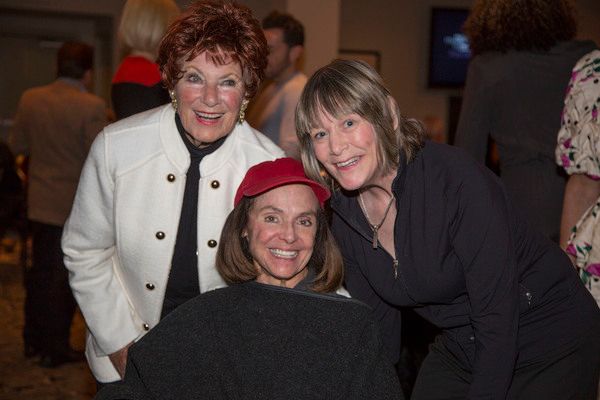 Marion Ross, Valerie Harper, Geri Jewel Photo