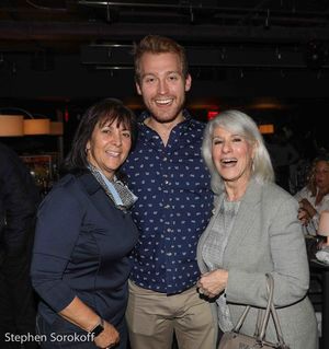 Paula Kaminsky Davis, Daniel Dunlow, Jamie deRoy @ BroadwayWorld Paula Kaminsky Davis, Daniel Dunlow, Jamie deRoy Photo