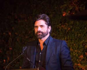 John Stamos @ BroadwayWorld John Stamos Photo
