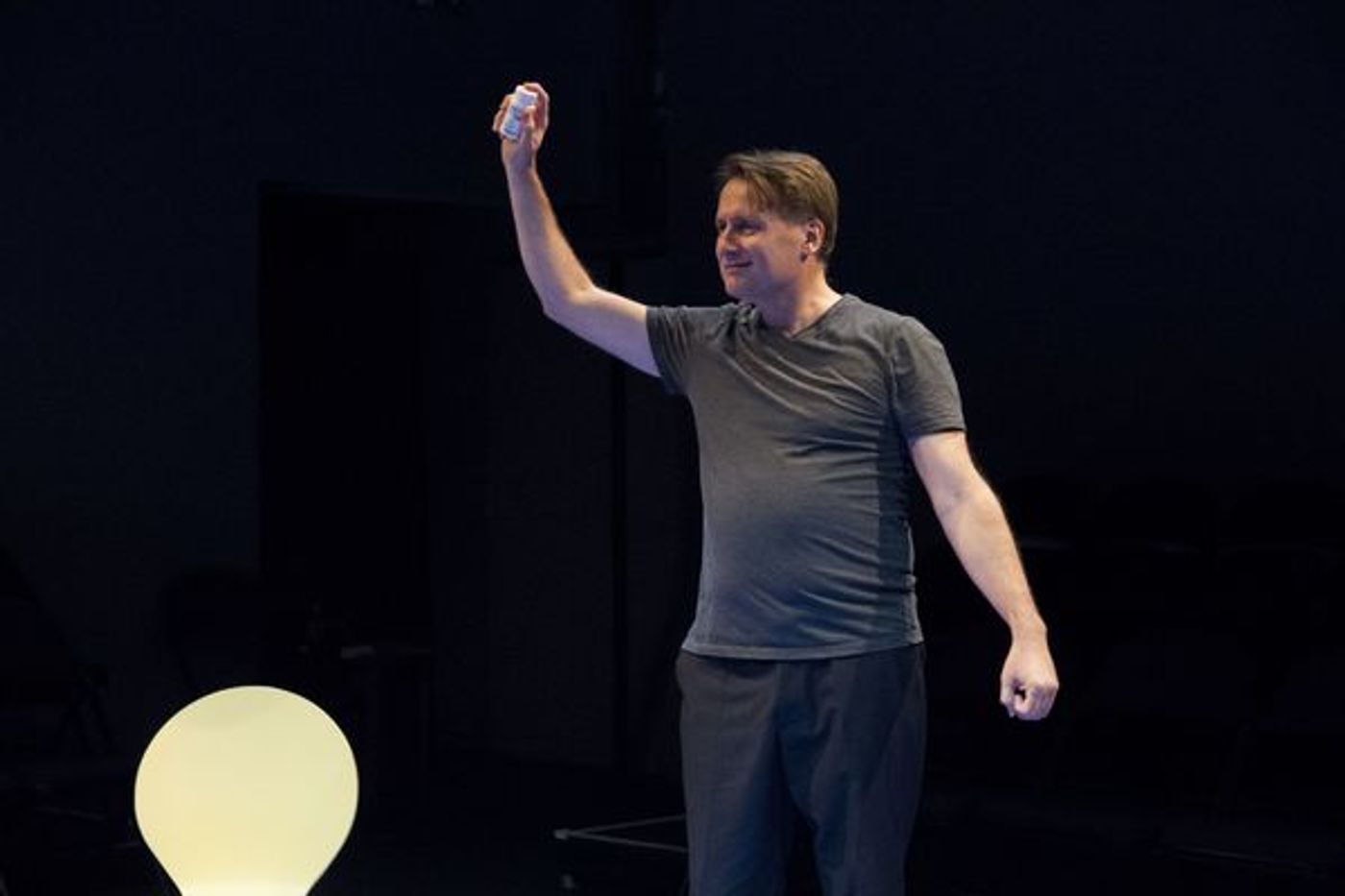 Photo Flash: First Look at THE SECONDARY VICTIM at Park Theatre  Image