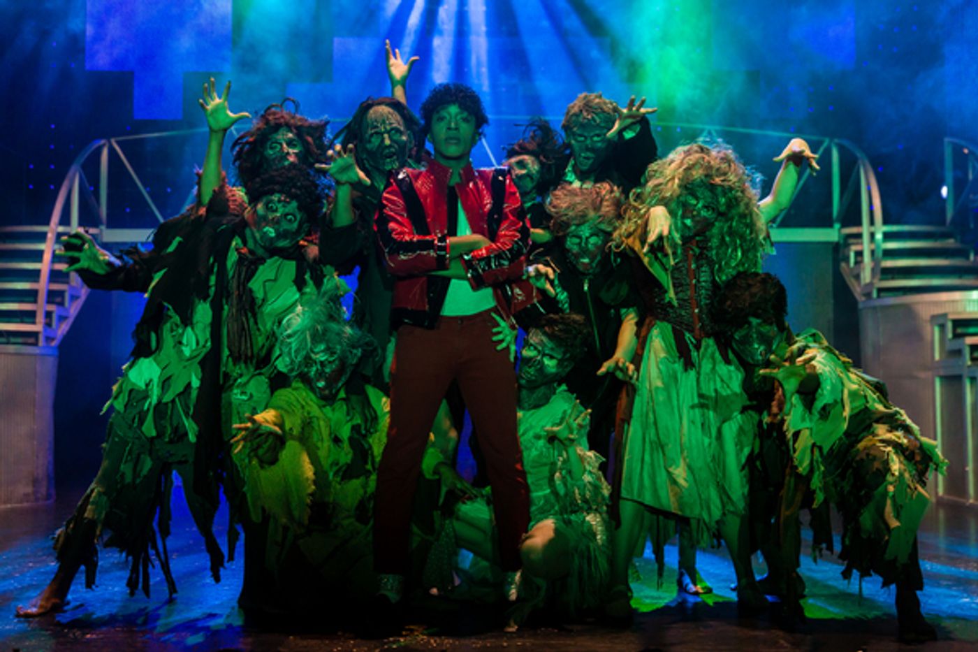 Photo Flash: First Look at the New Cast of THRILLER LIVE  Image