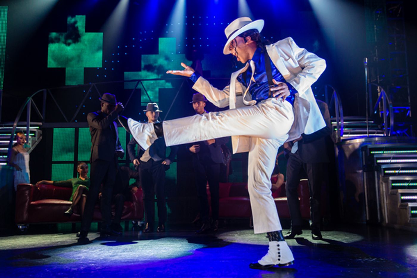 Photo Flash: First Look at the New Cast of THRILLER LIVE  Image