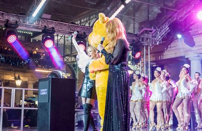 Kylie Minogue and Charlotte Tilbury switch on the lights at Covent Garden Photo