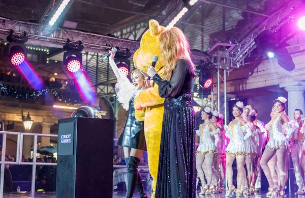 Kylie Minogue and Charlotte Tilbury switch on the lights at Covent Garden Photo