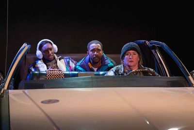 (l to r): Gabrielle Gulledge, Reginald Robinson and Rusty Schwimmer Photo