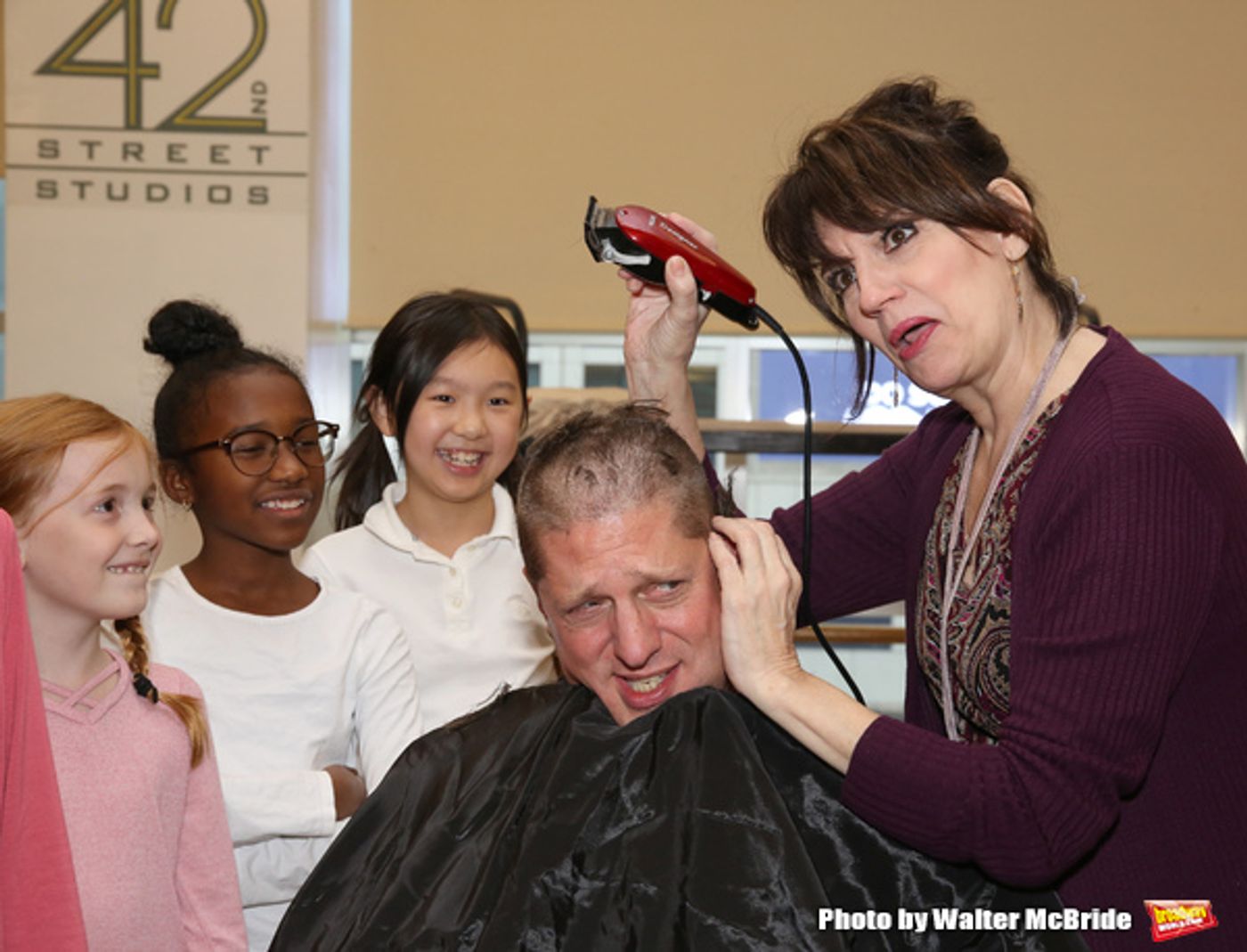 Photo Coverage: Beth Leavel and Christopher Sieber Get Hairy as Miss Hannigan Gives Daddy Warbucks a Buzz Cut! Photo Coverage: Beth Leavel and Christopher Sieber Get Hairy as Miss Hannigan Gives Daddy Warbucks a Buzz Cut! Image