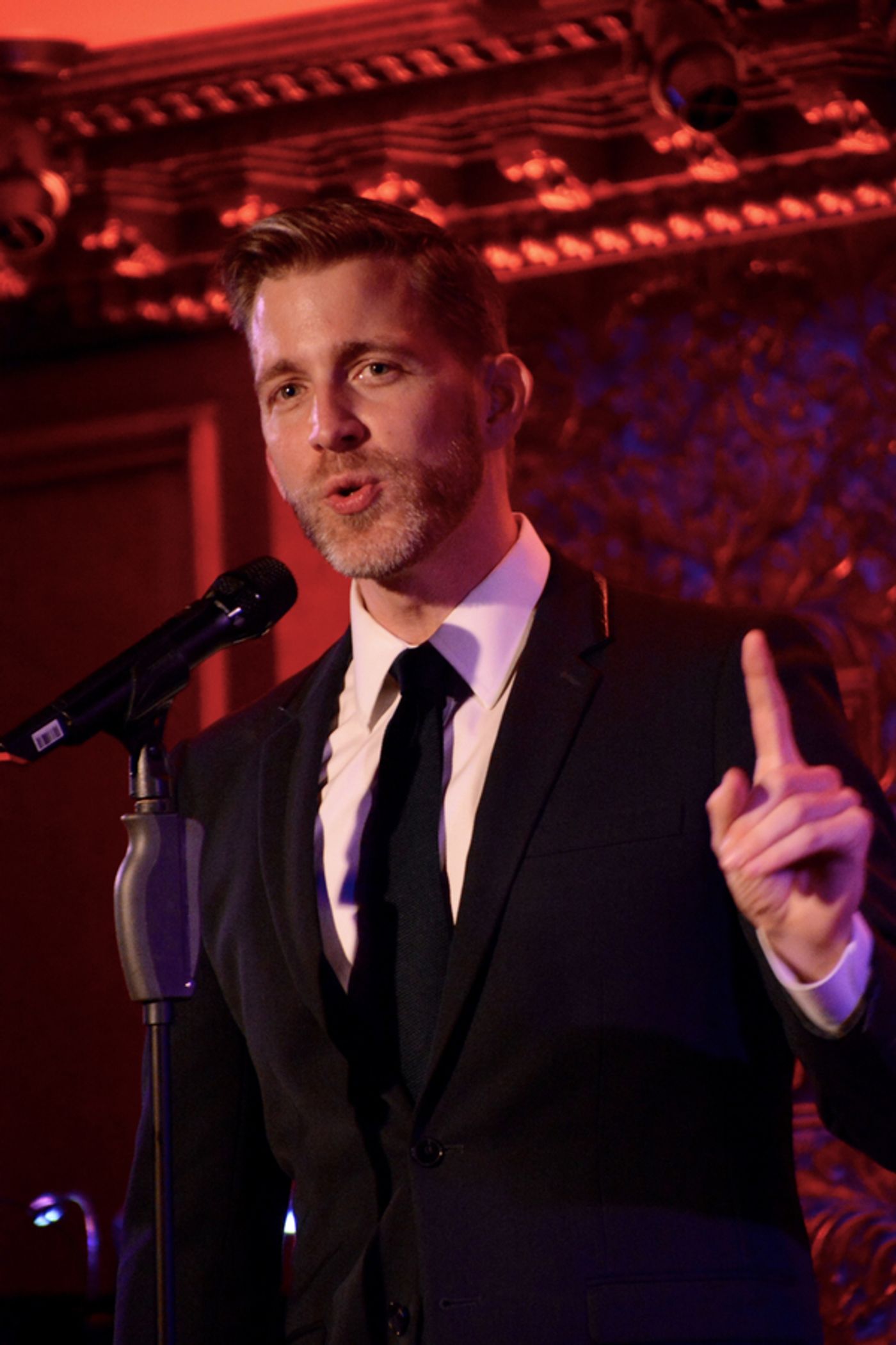 Photo Coverage: Benjamin Eakeley Returns to 54 Below for BROADWAY SWINGER  Image