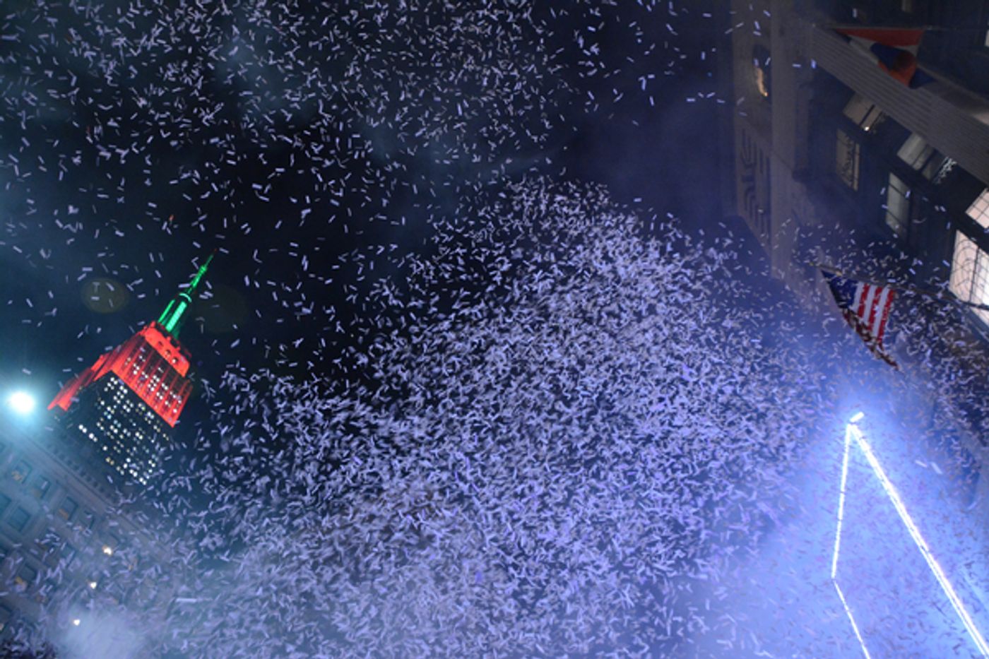 Photo Coverage: The Holidays Are Here! Macy's Unveils Iconic 2017 Windows Displays Photo Coverage: The Holidays Are Here! Macy's Unveils Iconic 2017 Windows Displays Image