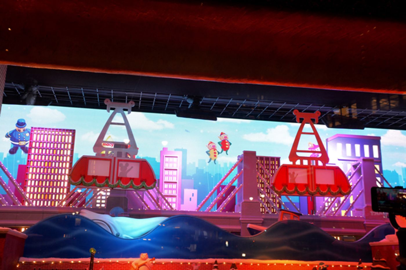 Photo Coverage: The Holidays Are Here! Macy's Unveils Iconic 2017 Windows Displays Photo Coverage: The Holidays Are Here! Macy's Unveils Iconic 2017 Windows Displays Image