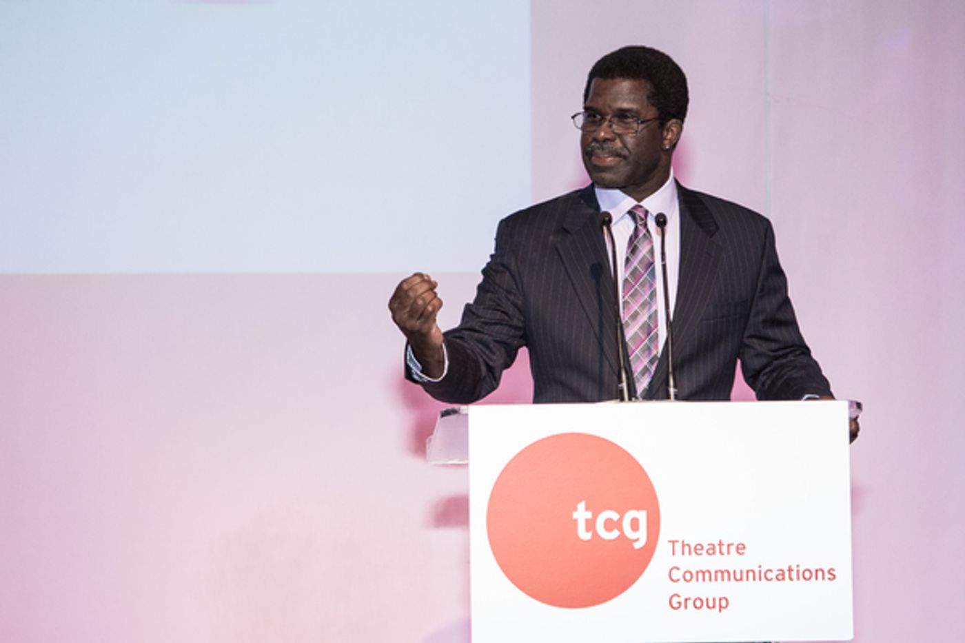 Photo Flash: TCG Fetes WAR PAINT Creative Team at 2017 Gala  Image