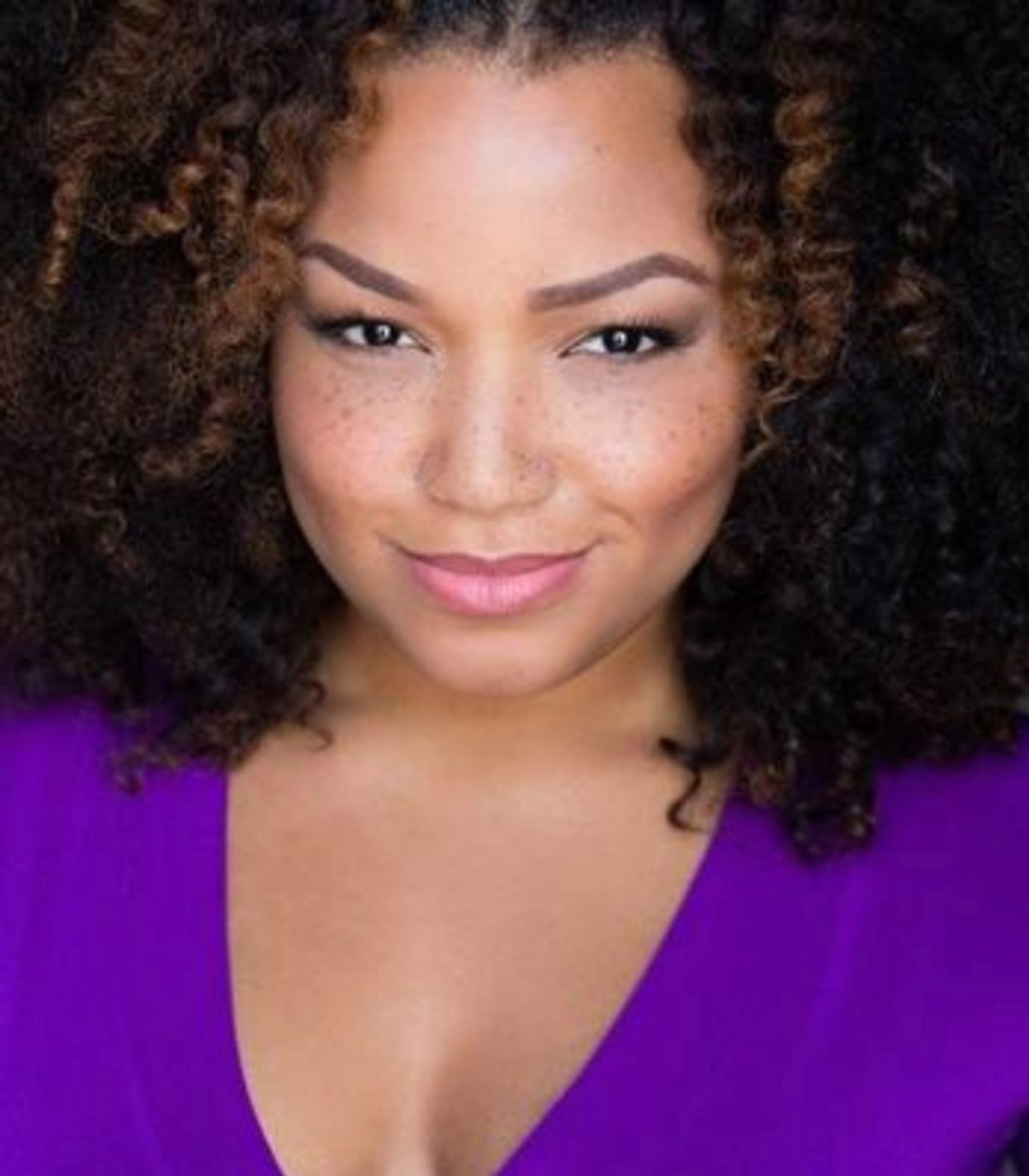 Interview: Marisha Wallace Talks New Christmas Album and Solo Concerts Interview: Marisha Wallace Talks New Christmas Album and Solo Concerts Image