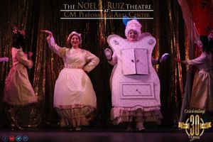 Mrs. Potts (Emily Nadler), Madame De La Grande Bouche (Kaylyn Slomowitz) Photo