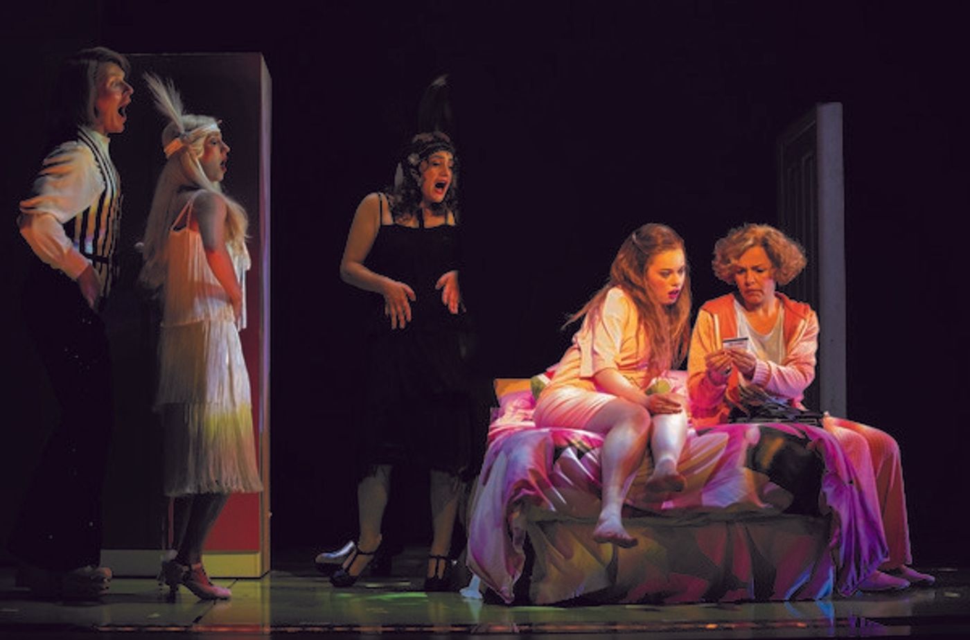 Photo Flash: MURIEL'S WEDDING THE MUSICAL Opens This Weekend in Sydney!  Image