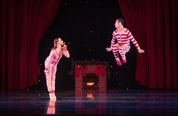 Smuin dancers Terez Dean and Mengjun Chen in The Christmas Song, choreographed by Smu Photo
