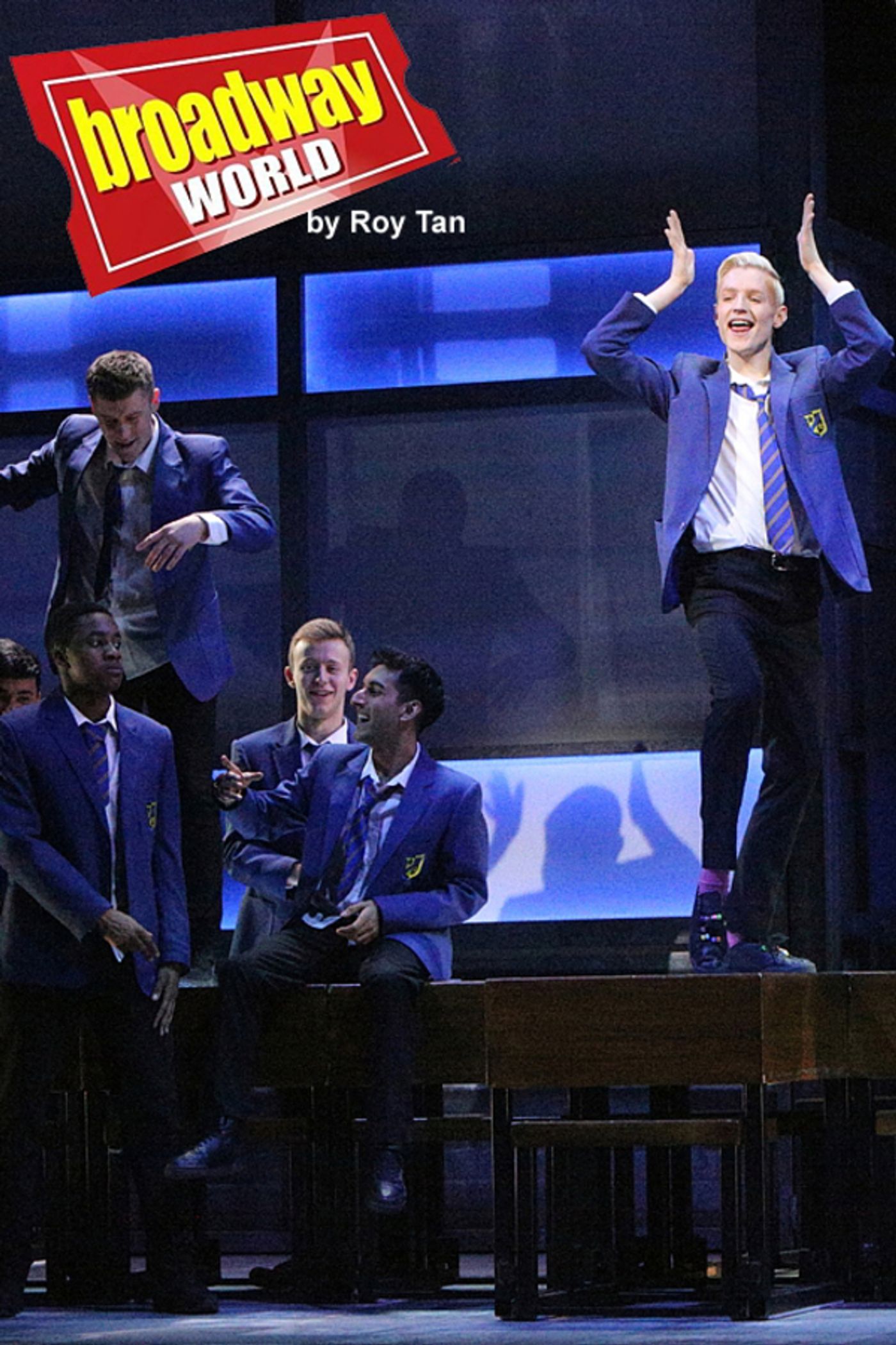 Photo Coverage: Sneak Peek at EVERYBODY'S TALKING ABOUT JAMIE  Image