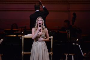 Betsy Wolfe Photo