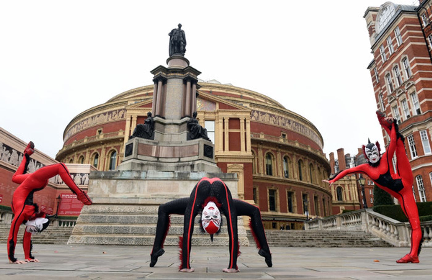 Photo Flash: The Cast of CIRQUE DU SOLEIL OVO Takes London! Photo Flash: The Cast of CIRQUE DU SOLEIL OVO Takes London! Image