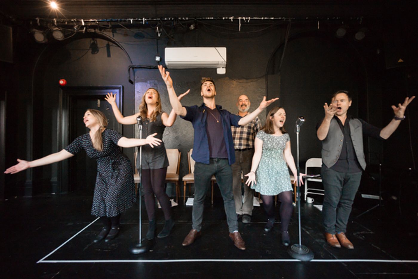 Photo Flash: First Look at UK Premiere of MIRACLE ON 34TH STREET at Bridge House Theatre  Image