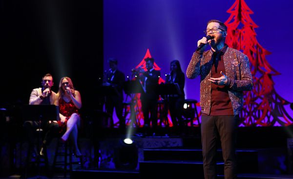 Josh Kaufman (foreground), with Peter Hollens, Evynne Hollens Photo