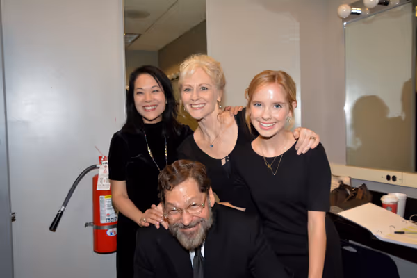 David Staller with Joanna Toy Johnson, Elizabeth Ward Land and Caitlin Cohn Photo
