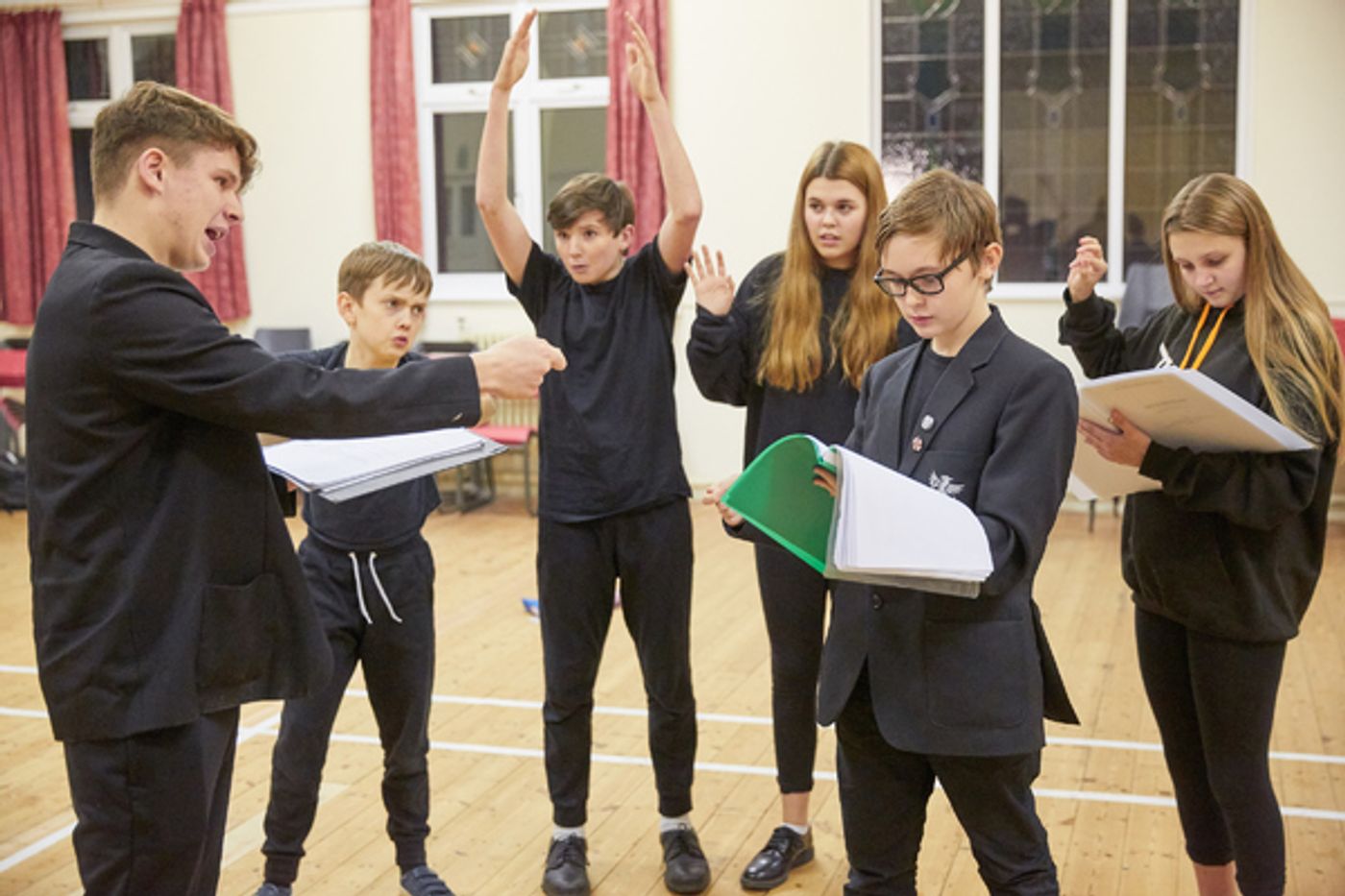Photo Flash: In the Rehearsal Room for Rose Theatre Kingston's ALICE IN WINTERLAND  Image