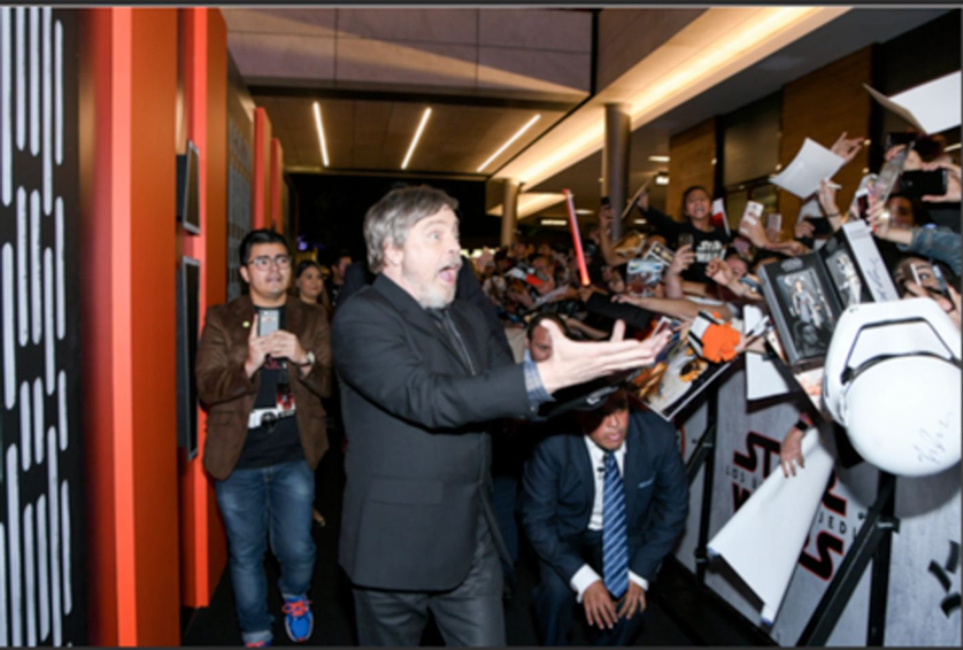 Photo Flash: Mark Hamill, Daisy Ridley Attend STAR WARS: THE LAST JEDI Fan Event in Mexico City  Image