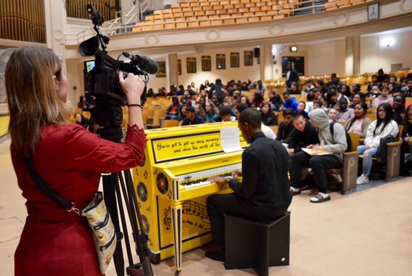 Photo Flash: Chilina Kennedy Celebrates BEAUTIFUL Sing for Hope Piano at Carole King's Alma Mater  Image
