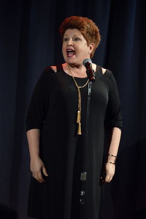 Klea Blackhurst Photo