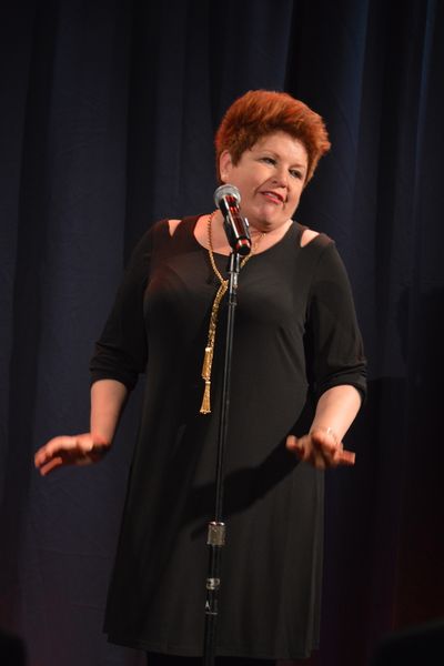 Klea Blackhurst Photo