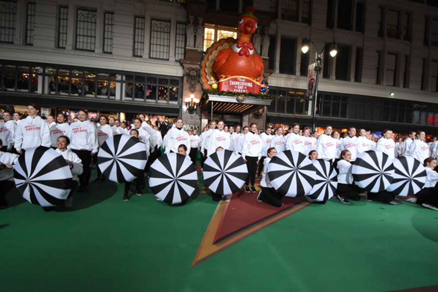 Photo Coverage: Broadway Heads to Herald Square to Rehearse for the MACY'S Thanksgiving Day Parade!  Image