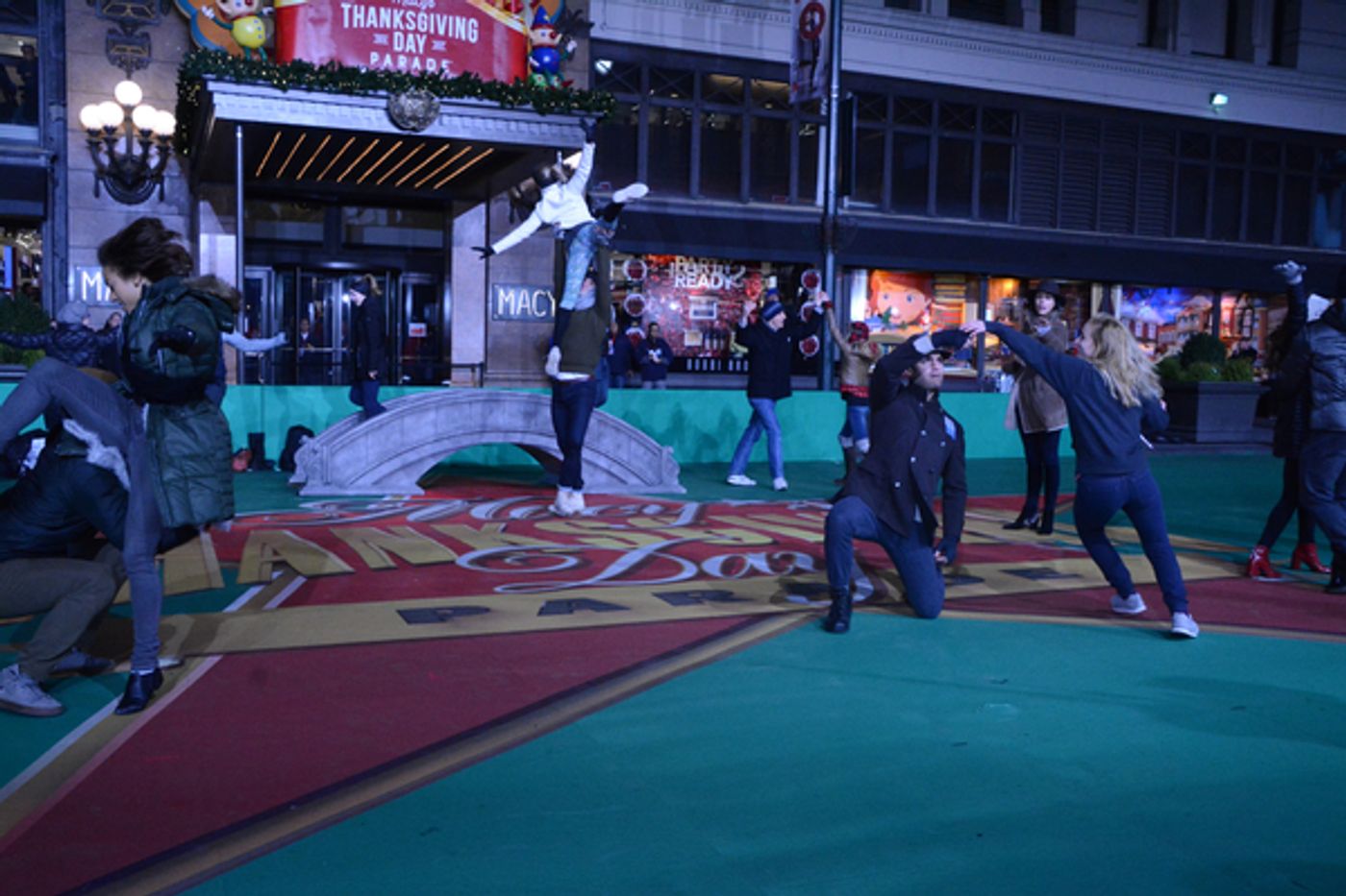Photo Coverage: Broadway Heads to Herald Square to Rehearse for the MACY'S Thanksgiving Day Parade!  Image