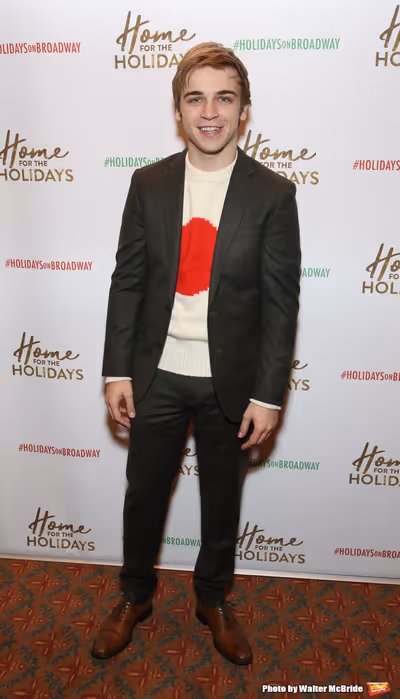 Sean Grandillo  Photo