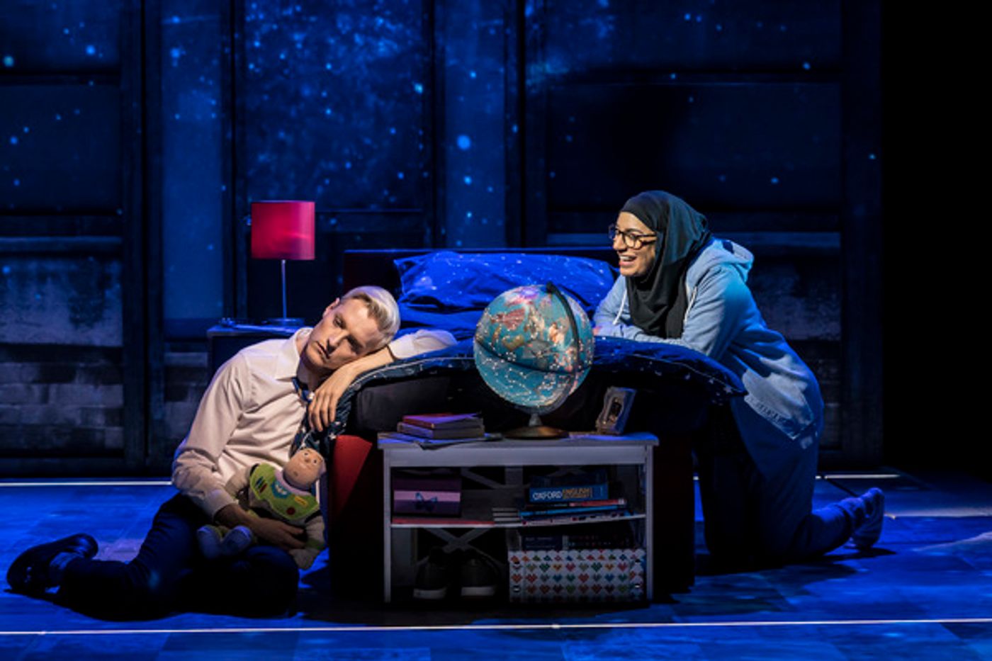 Photo Flash: First Look at John McCrea and More in EVERYBODY'S TALKING ABOUT JAMIE at the Apollo  Image