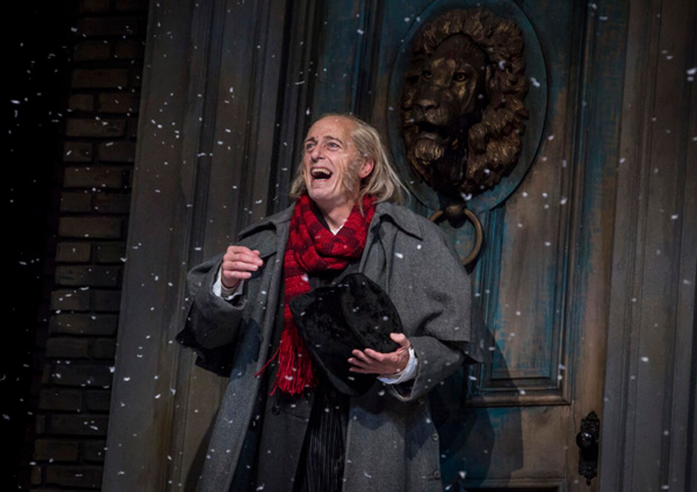 Photo Flash: First Look at Goodman Theatre's 40th Annual Production of A CHRISTMAS CAROL  Image