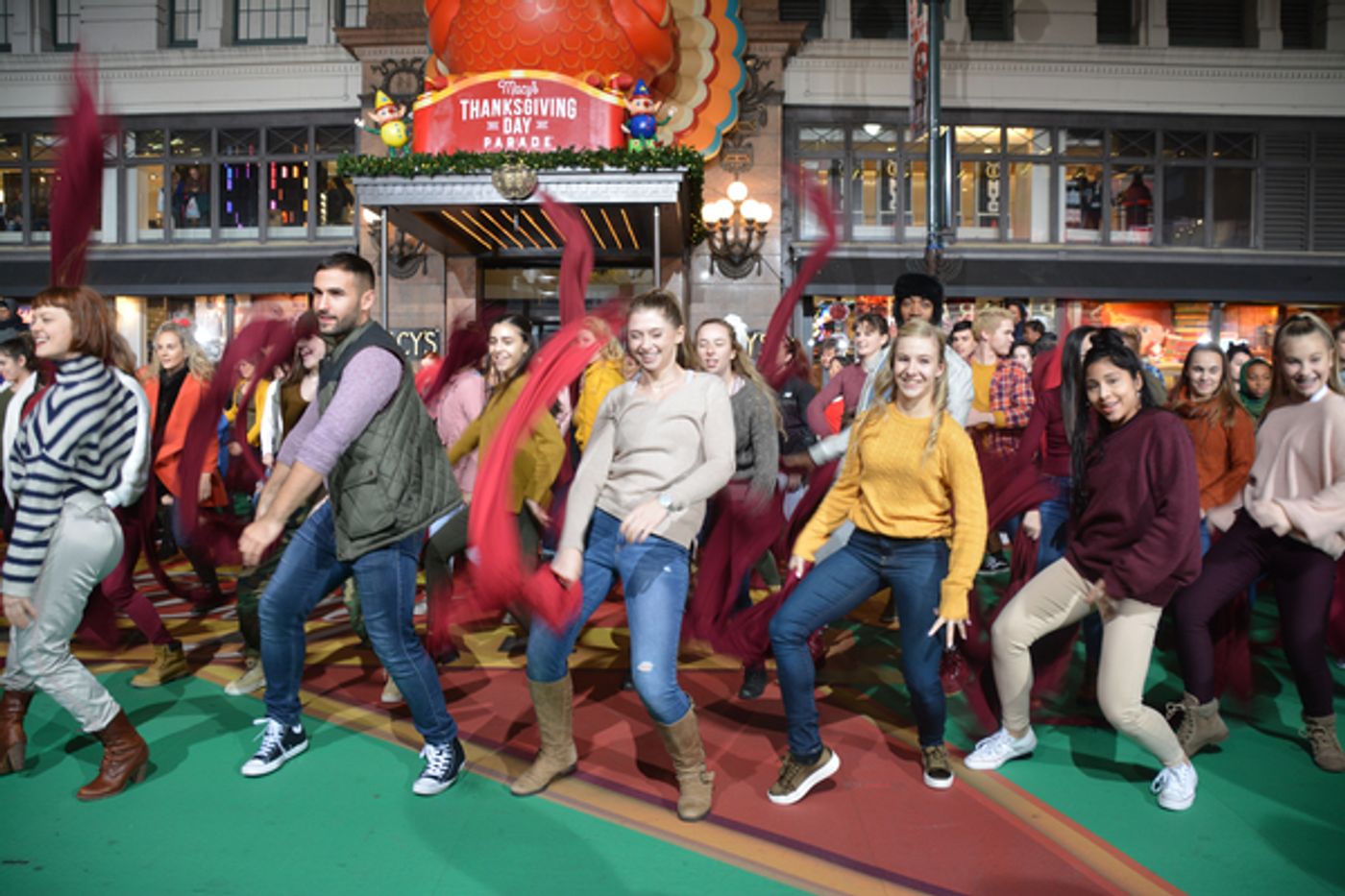 Photo Coverage: Go Inside Day 2 of the Macy's Thanksgiving Day Parade Rehearsals!  Image