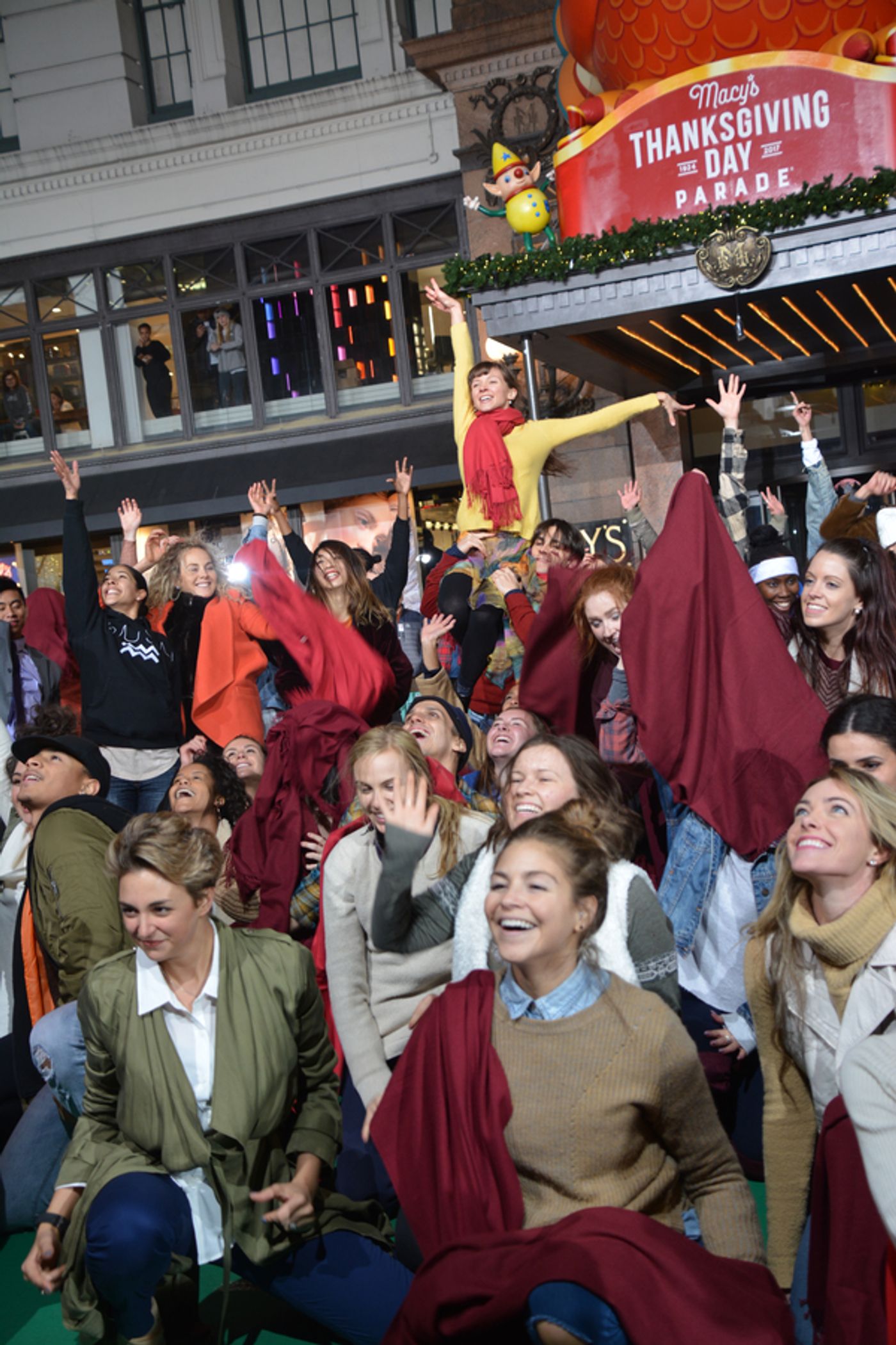 Photo Coverage: Go Inside Day 2 of the Macy's Thanksgiving Day Parade Rehearsals!  Image
