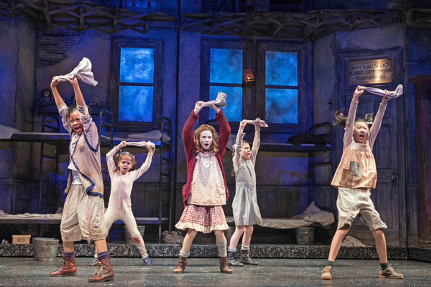 Photo Flash: Beth Leavel, Christopher Sieber, Erin Mackey, Get A New Deal For Christmas in Paper Mill's ANNIE  Image
