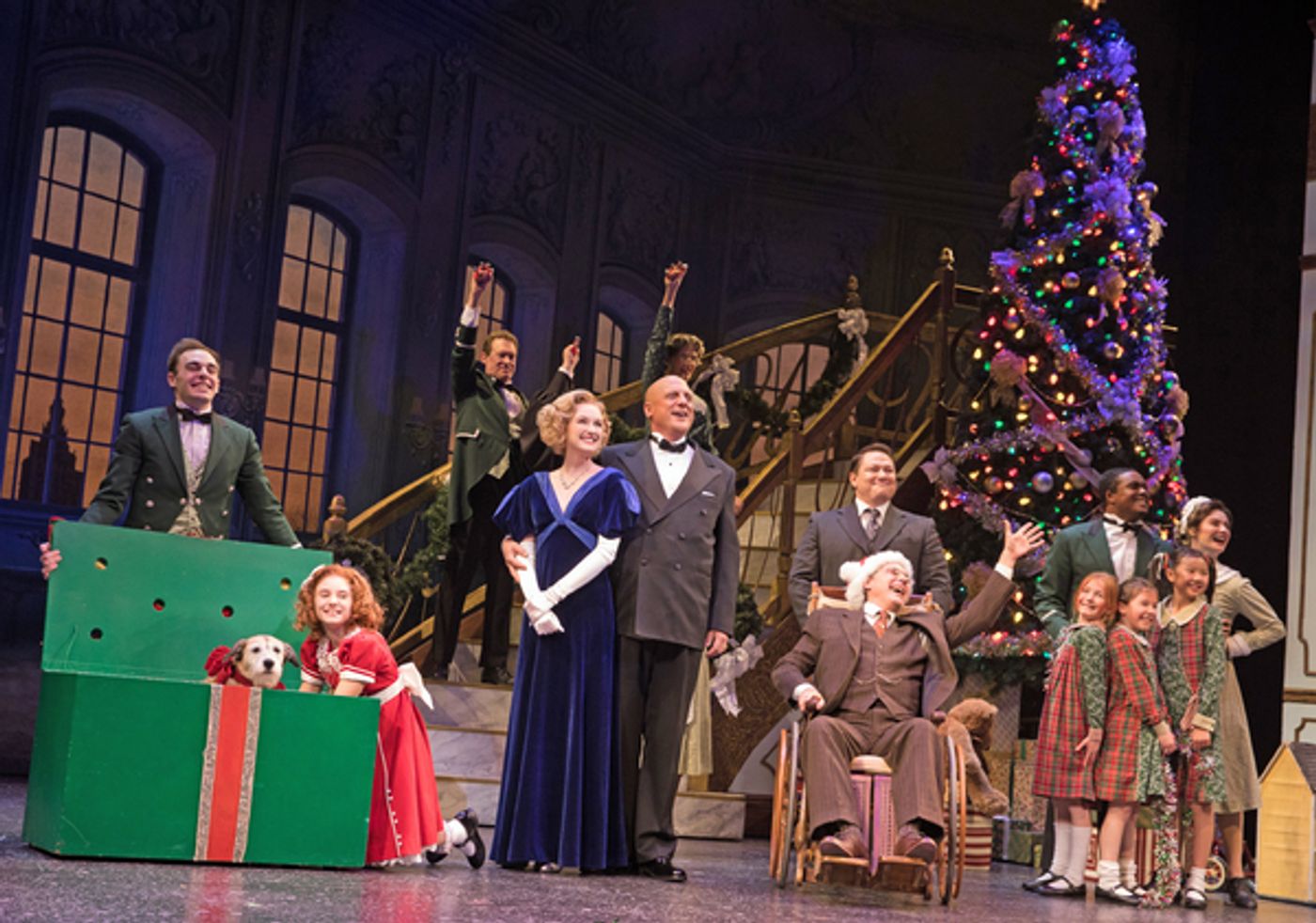 Photo Flash: Beth Leavel, Christopher Sieber, Erin Mackey, Get A New Deal For Christmas in Paper Mill's ANNIE  Image