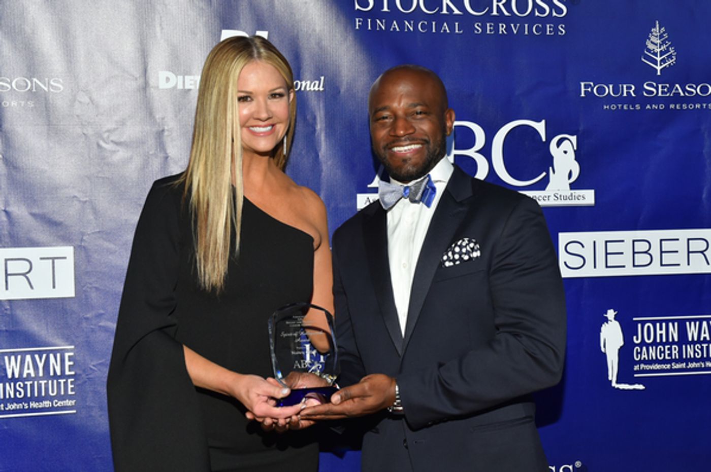 Associates for Cancer Studies Honor Patrick M. Byrne and Nancy O'Dell at 28th Annual Gala  Image