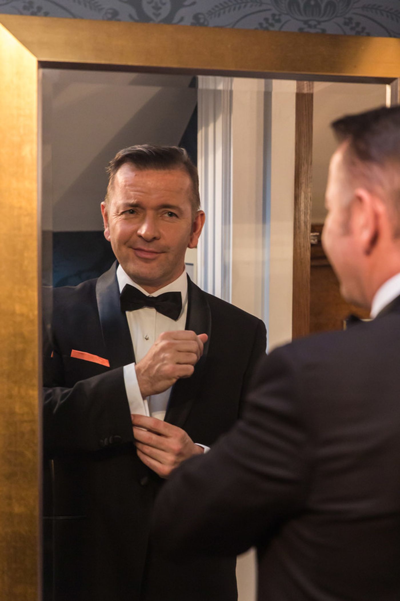 Photo Flash: The West End Cast of THE RAT PACK - LIVE FROM LAS VEGAS! Gets Into Character  Image