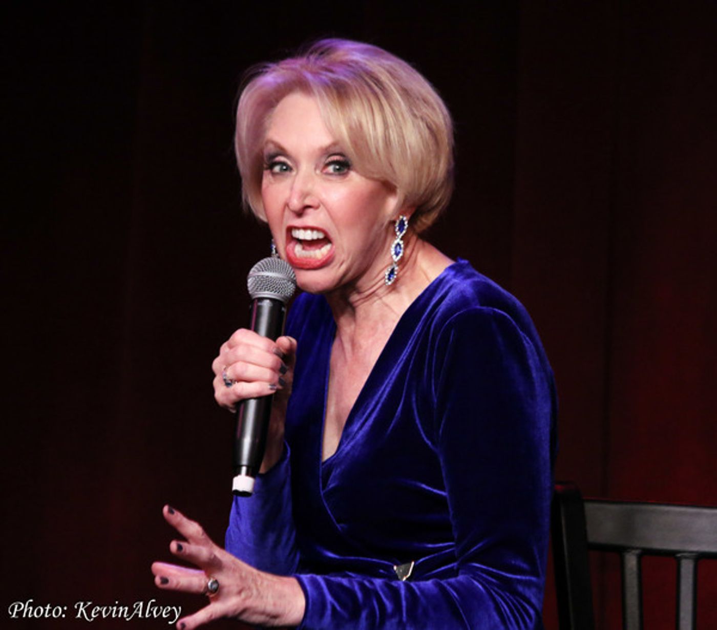 Photo Flash: Julie Halston Returns to Birdland with LIFE, DEATH AND FILLER  Image