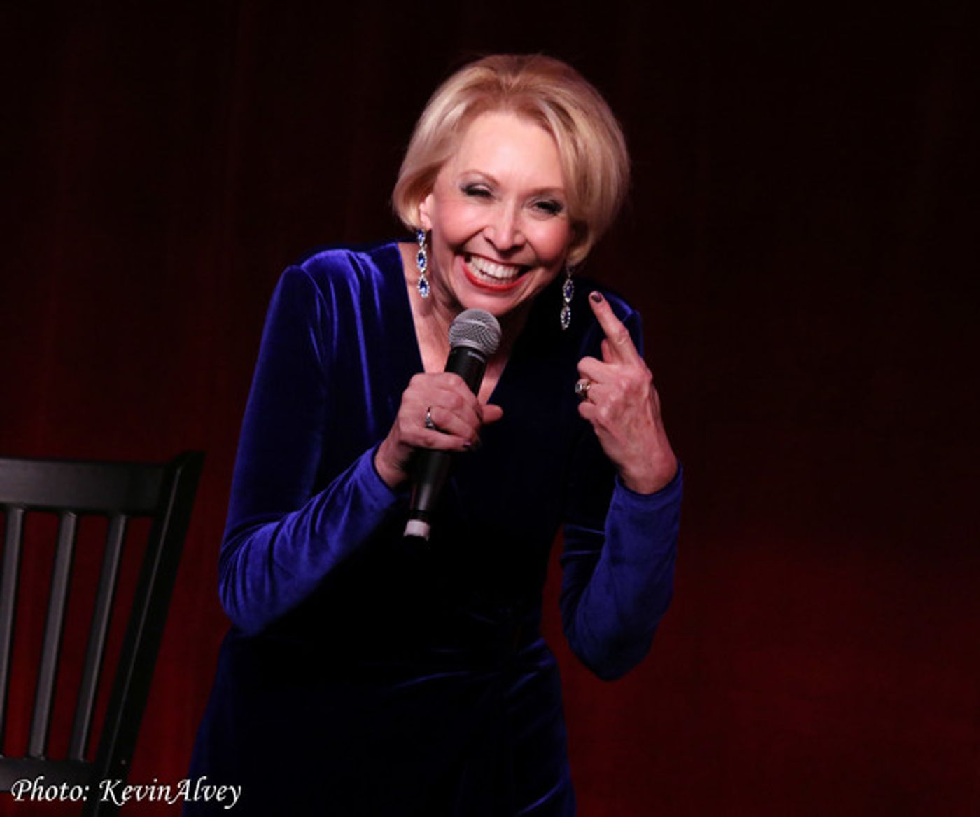 Photo Flash: Julie Halston Returns to Birdland with LIFE, DEATH AND FILLER  Image