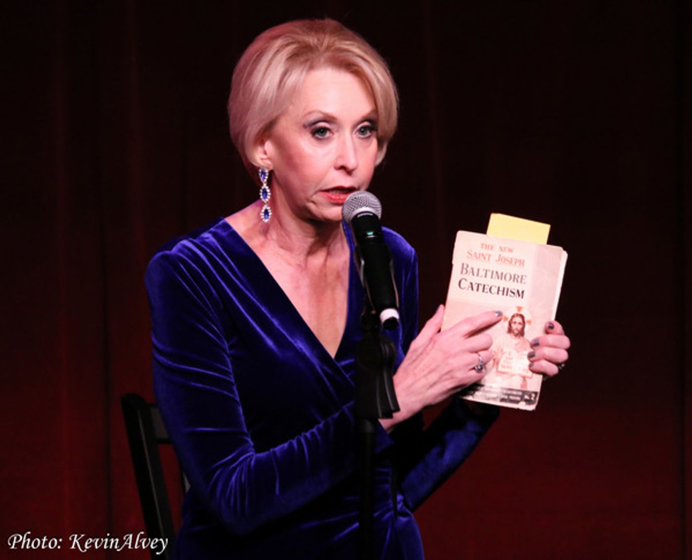 Photo Flash: Julie Halston Returns to Birdland with LIFE, DEATH AND FILLER  Image