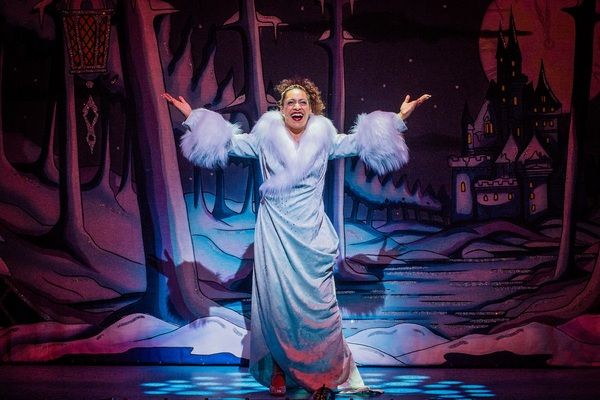 Krysten Cummings Photo