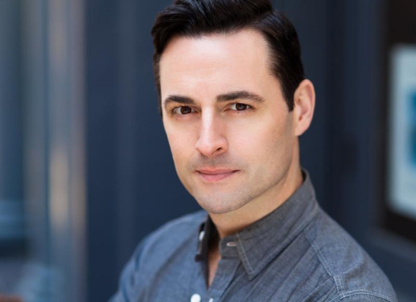 Max Von Essen and Julia Murney Release Holiday Single to Benefit Covenant House  Image