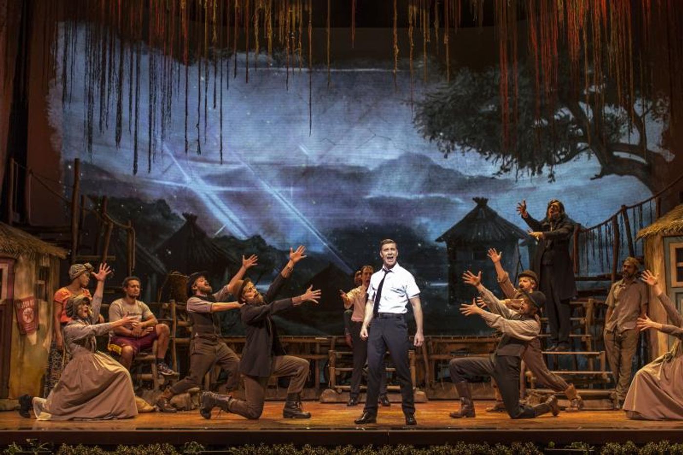 Review: Swedish Production of THE BOOK OF MORMON at Chinateatern, Stockholm.  Image