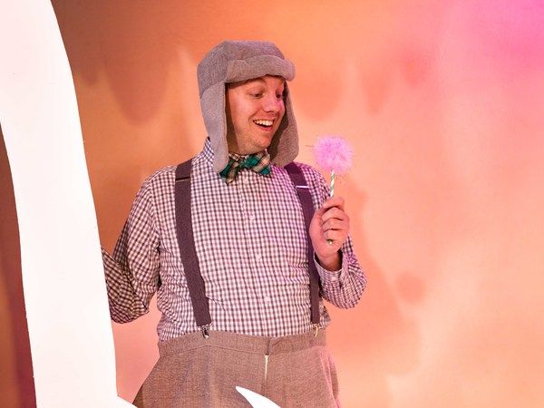 Horton the Elephant (Steve Barnett) Photo