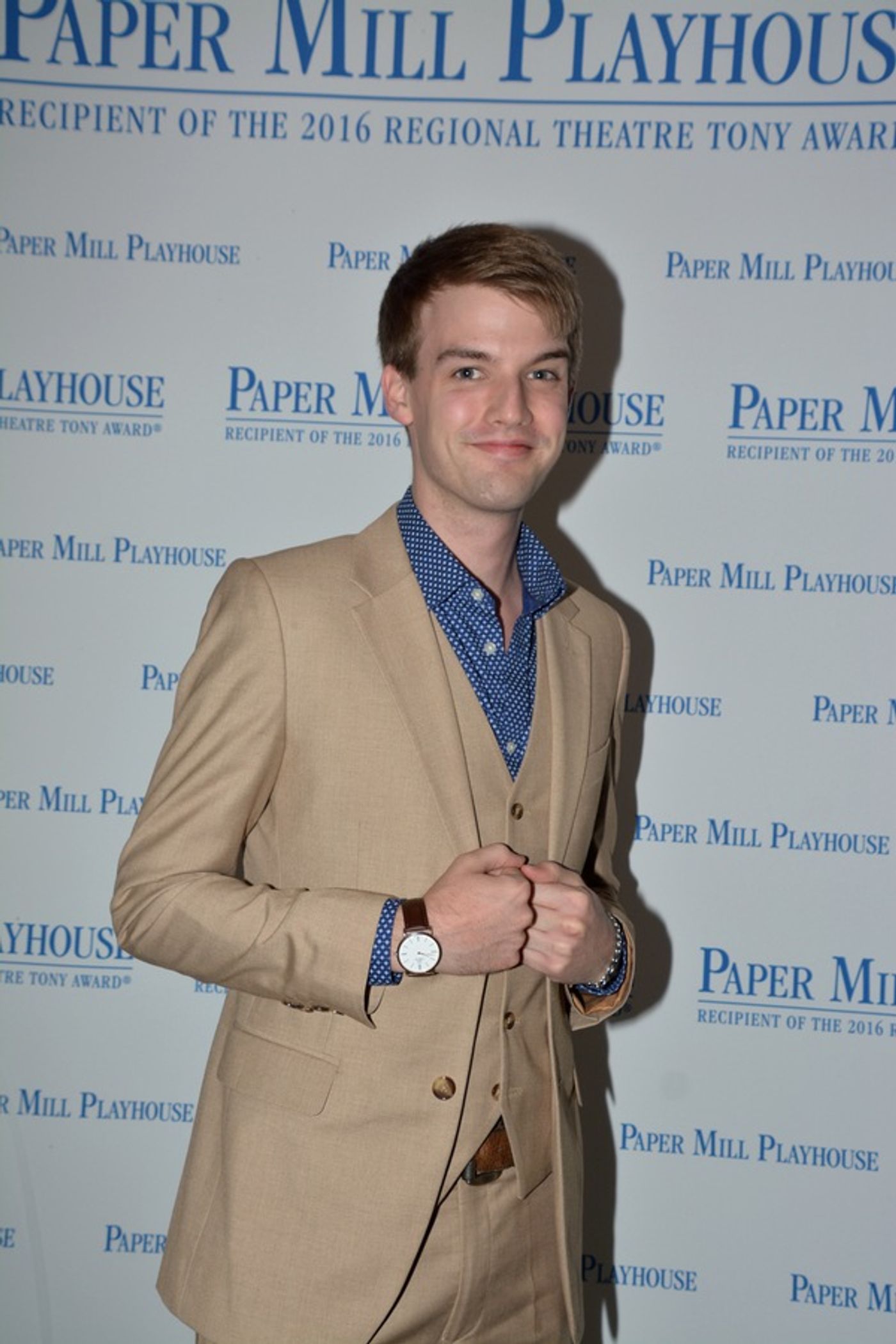 Photo Coverage: The Cast of Paper Mill Playhouse's ANNIE Celebrate Opening Night  Image